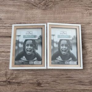2-pack of 5x7 White and Tan Picture Frame Set